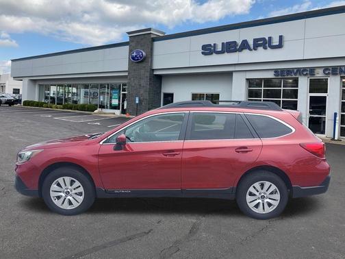 Crimson Red Pearl 2019 Subaru Outback 2.5i Premium