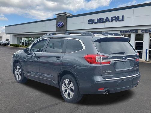 Magnetite Gray Metallic 2025 Subaru Ascent Premium 8-Passenger