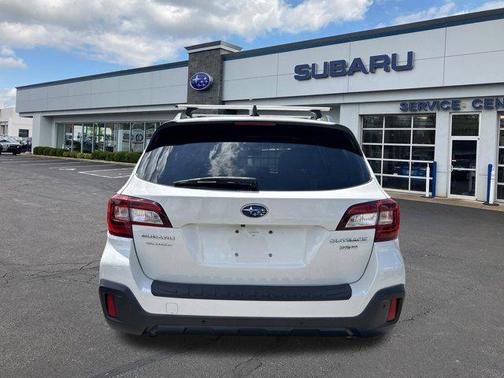 2018 Subaru Outback 3.6R Touring
