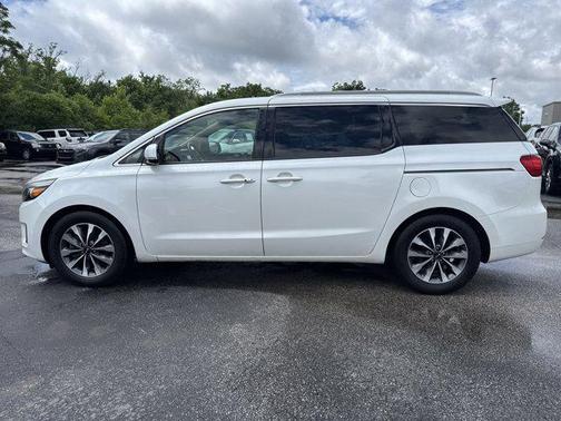 2015 Kia Sedona SX