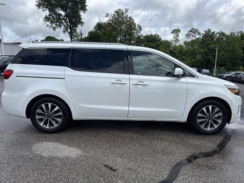 2015 Kia Sedona SX