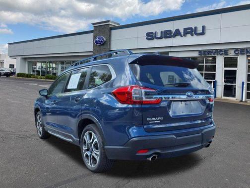 2024 Subaru Ascent Limited 8-Passenger