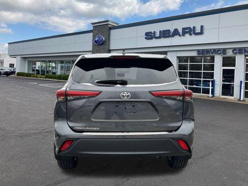 2021 Toyota Highlander L