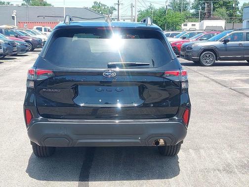 Crystal Black Silica 2026 Subaru Forester Premium
