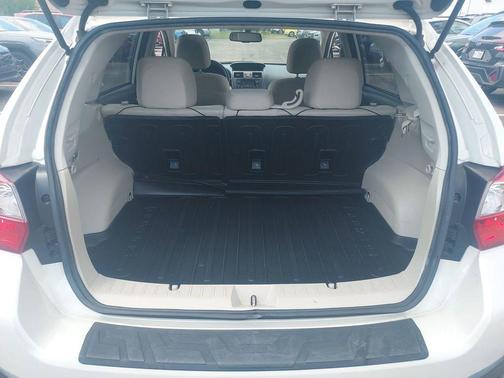 Satin White Pearl 2014 Subaru XV Crosstrek 2.0i Premium