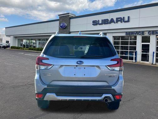 2023 Subaru Forester Touring