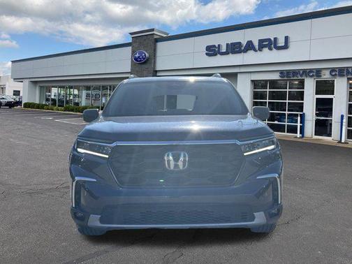 2024 Honda Pilot Touring 8-Passenger