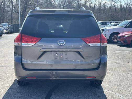 2014 Toyota Sienna XLE