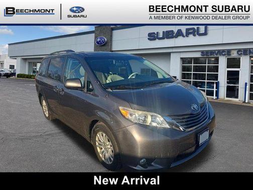 2014 Toyota Sienna XLE