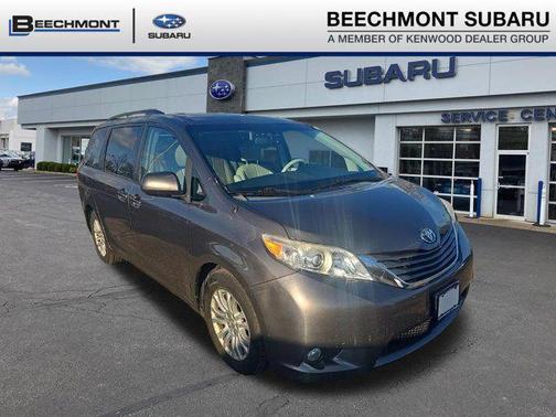 2014 Toyota Sienna XLE