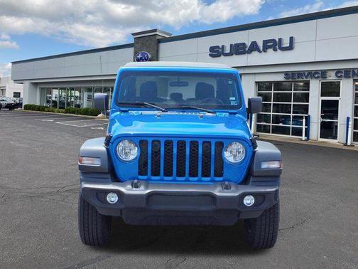 2022 Jeep Gladiator Sport