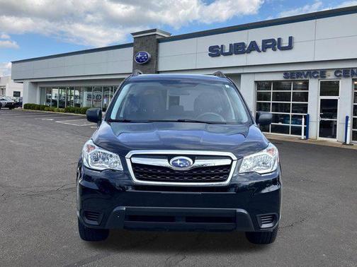Crystal Black Silica 2016 Subaru Forester 2.5i