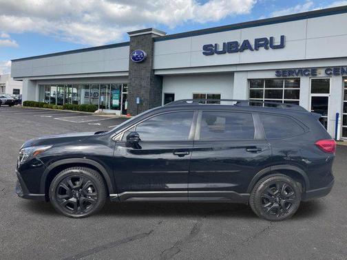 Crystal Black Silica 2023 Subaru Ascent Onyx Edition Limited 7-Passenger