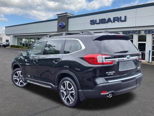 2025 Subaru Ascent Limited 8-Passenger