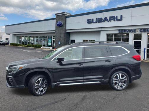 2025 Subaru Ascent Limited 8-Passenger