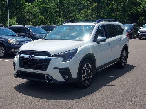 Crystal White Pearl 2023 Subaru Ascent Touring 7-Passenger