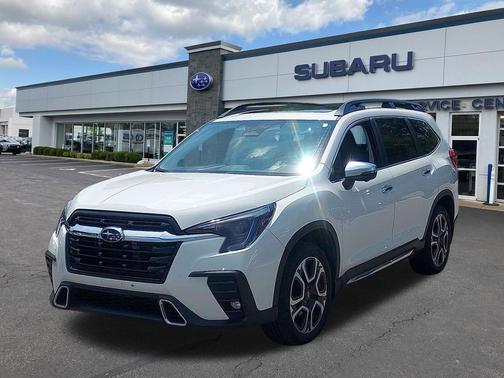 Crystal White Pearl 2023 Subaru Ascent Touring 7-Passenger