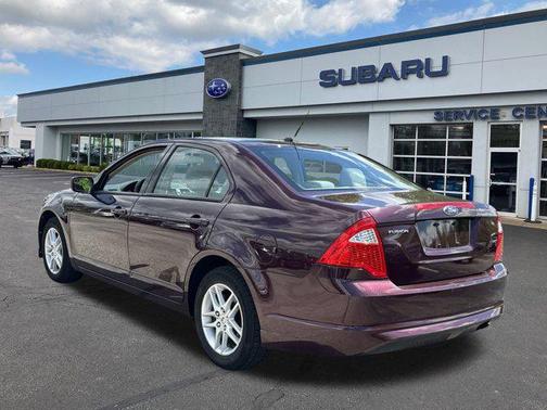 2011 Ford Fusion S