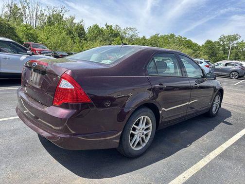2011 Ford Fusion S