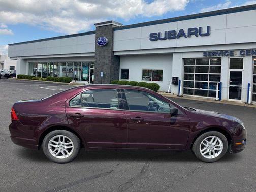 2011 Ford Fusion S