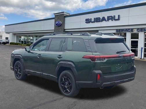 Deep Emerald Green Pearl 2026 Subaru Outback Limited