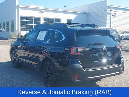 Crystal Black Silica 2020 Subaru Outback Onyx Edition XT