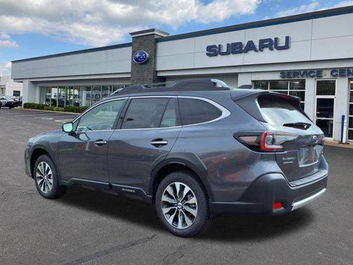 2025 Subaru Outback Touring