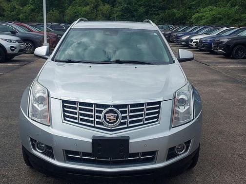 Radiant Silver Metallic 2016 Cadillac SRX Premium Collection