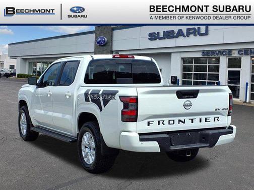 2023 Nissan Frontier SV
