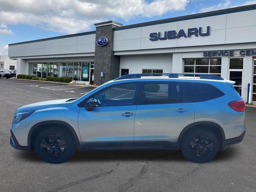 Ice Silver Metallic 2026 Subaru Ascent Premium 7-Passenger