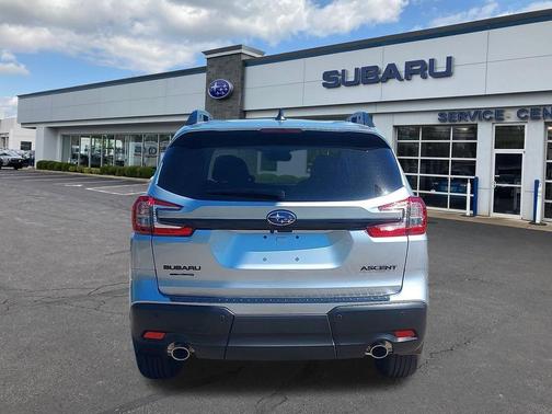 Ice Silver Metallic 2026 Subaru Ascent Premium 7-Passenger