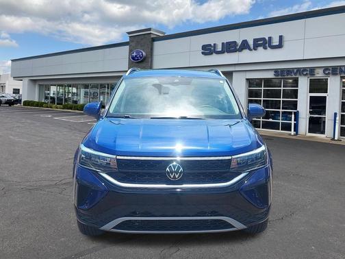 Blue Metallic 2023 Volkswagen Taos 1.5T SE