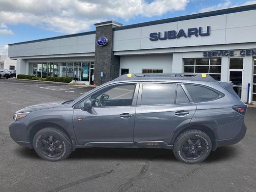 Magnetite Gray Metallic 2024 Subaru Outback Wilderness