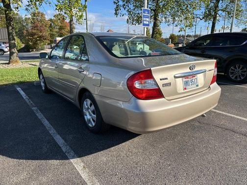 2004 Toyota Camry LE