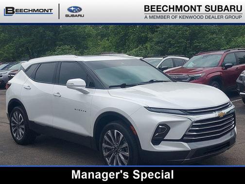 Iridescent Pearl Tricoat 2023 Chevrolet Blazer Premier