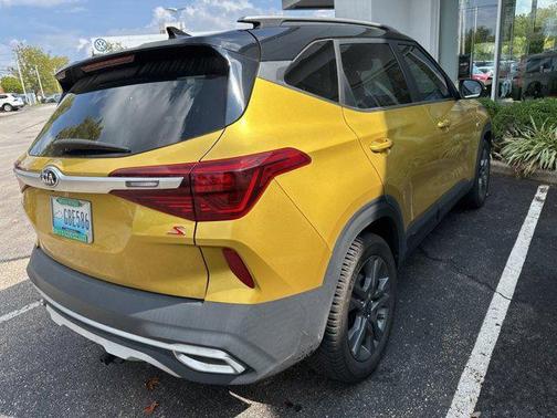 2021 Kia Seltos S