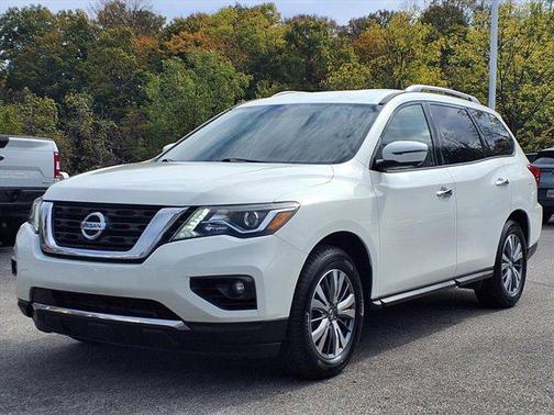 2019 Nissan Pathfinder SL