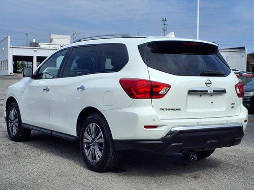 2019 Nissan Pathfinder SL
