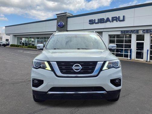 2019 Nissan Pathfinder SL