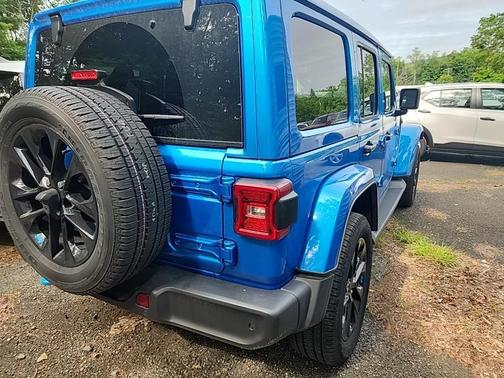 2022 Jeep Wrangler Unlimited 4xe Sahara