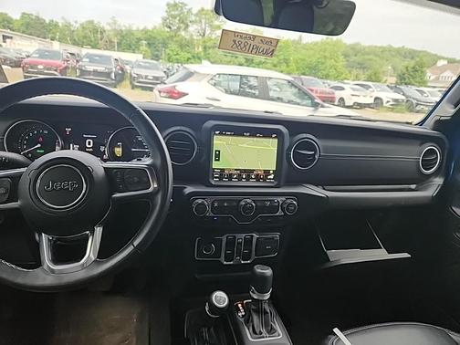 2022 Jeep Wrangler Unlimited 4xe Sahara
