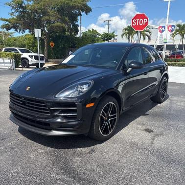 2021 Porsche Macan S
