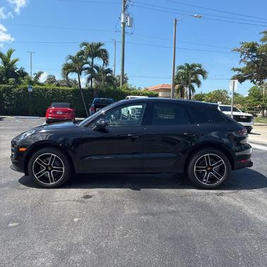 2021 Porsche Macan S