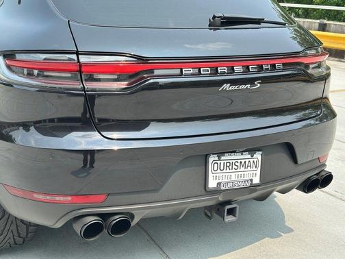 2021 Porsche Macan S