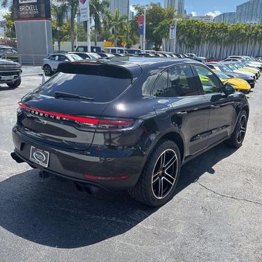 2021 Porsche Macan S