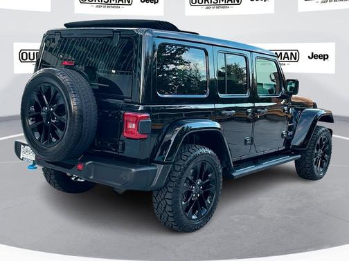 2024 Jeep Wrangler 4xe Sahara