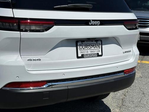 2025 Jeep Grand Cherokee Laredo X
