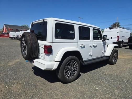 2022 Jeep Wrangler Unlimited 4xe Sahara