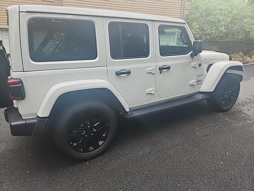 2022 Jeep Wrangler Unlimited 4xe Sahara