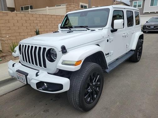 2021 Jeep Wrangler Unlimited Sahara Altitude